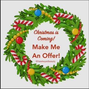 Festive Christmas Wreath with Candy Cane Accents